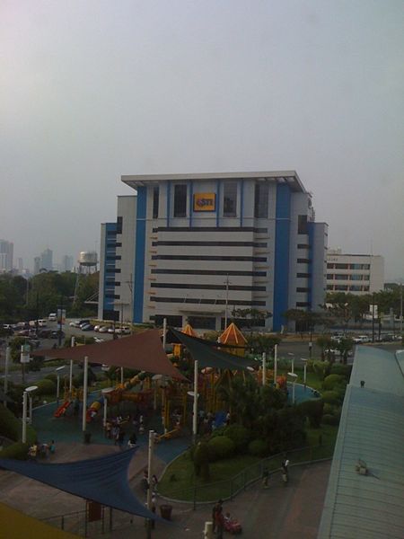 File:Tomacruz-2011-04-25-11-27-01.jpg
